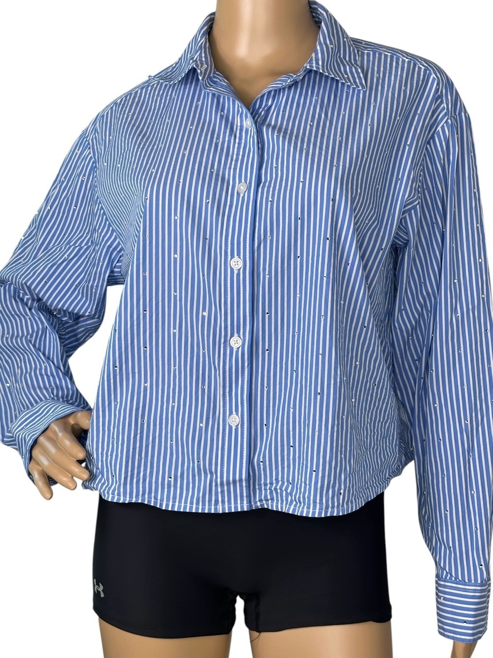 Kenneth Cole Blue Striped Button-Up Shirt with Sparkles Cropped Medium